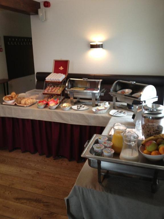 Hotel Brasserie Oud Maren Екстериор снимка